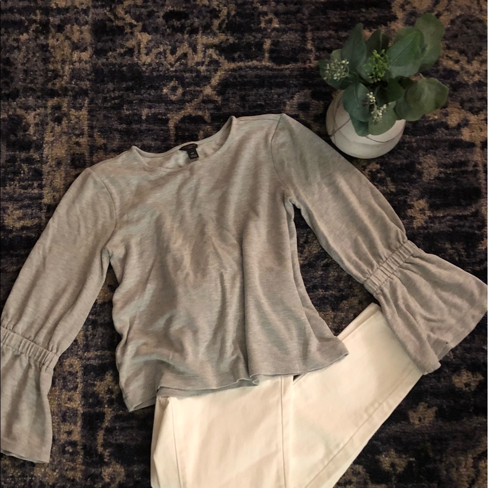 Flair sleeve shirt